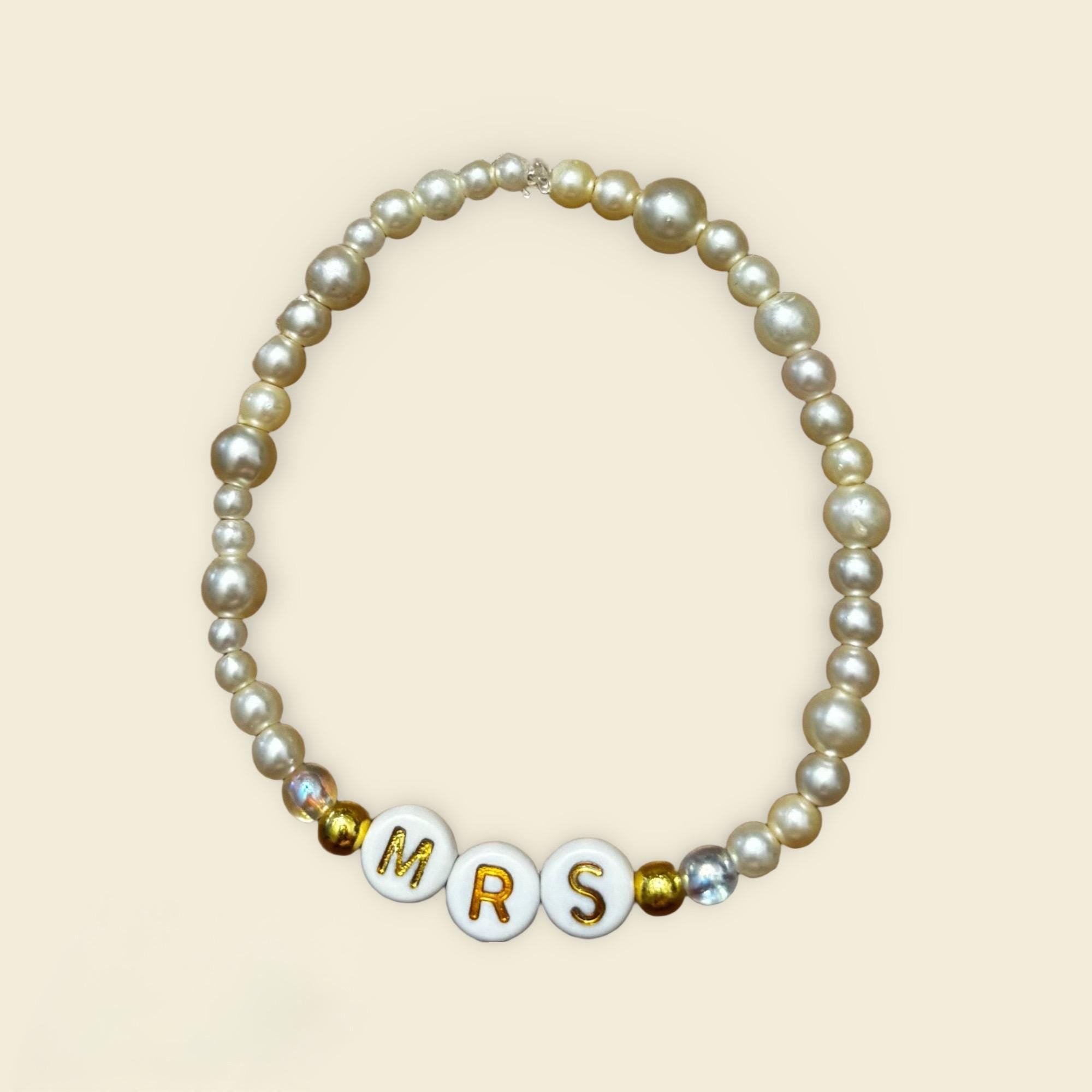 Bride Mrs pearl Bracelet