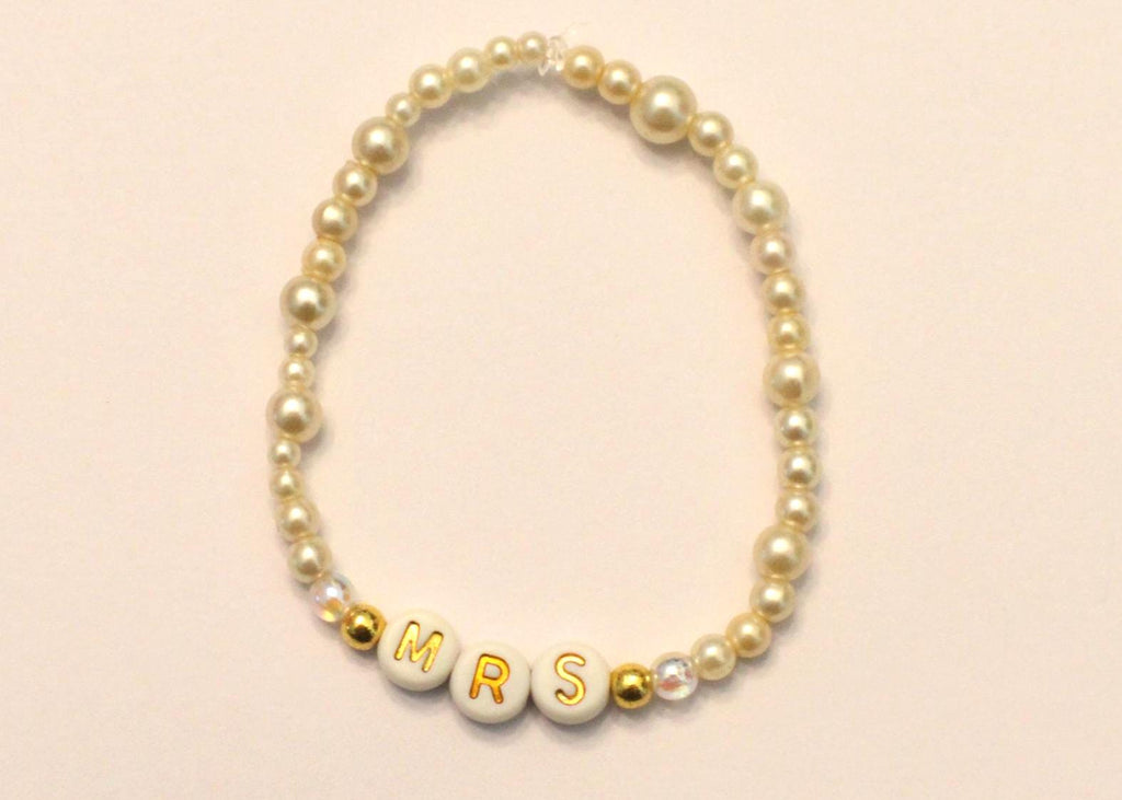 Bride Mrs pearl Bracelet